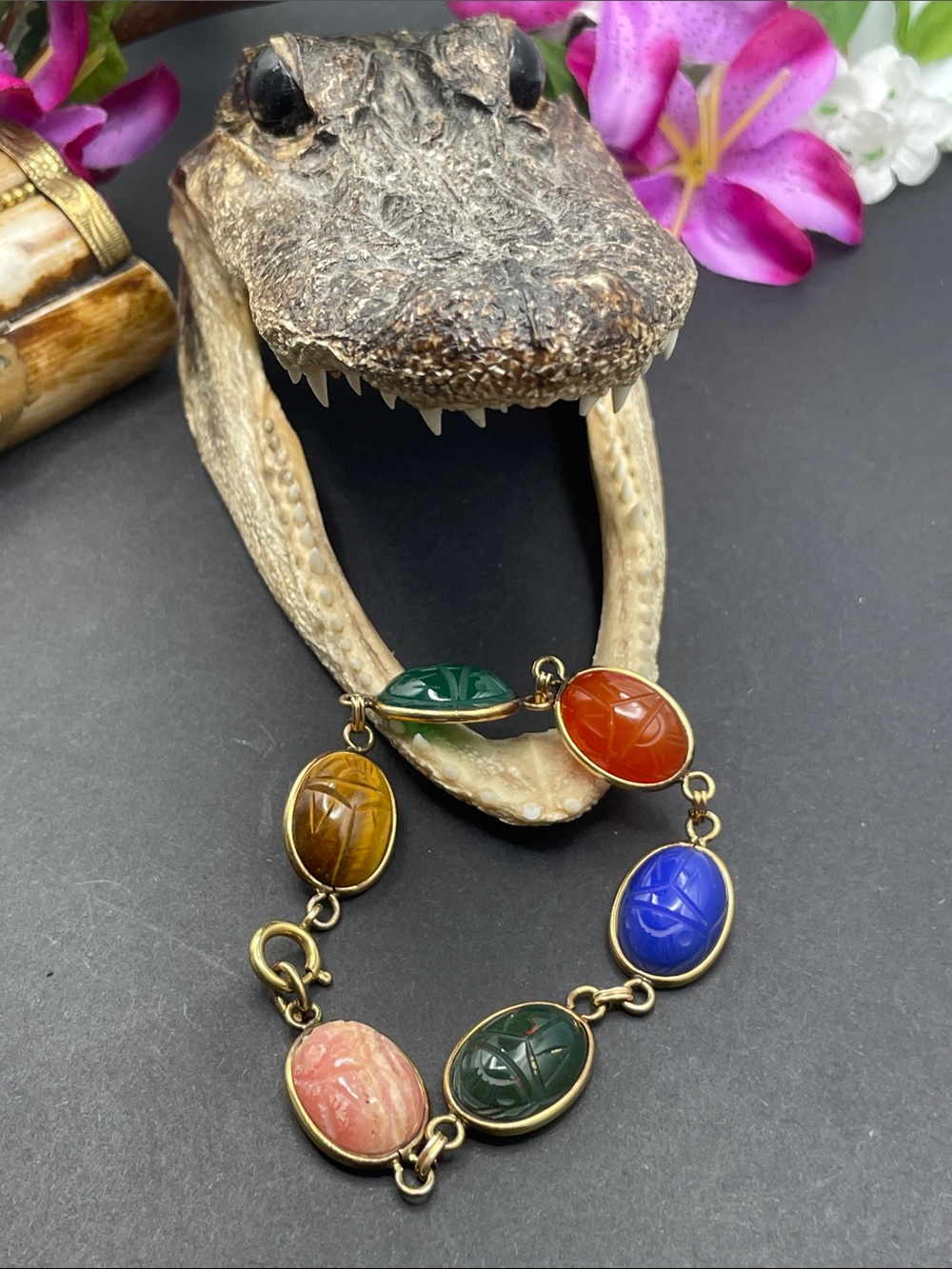 Van Dell scarab stone bracelet vintage